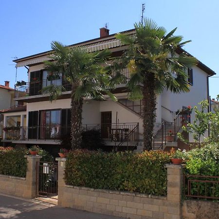 Apartments With A Parking Space Umag - 7666 Екстериор снимка