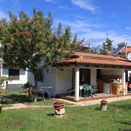 Apartments With A Parking Space Umag - 7666 Екстериор снимка