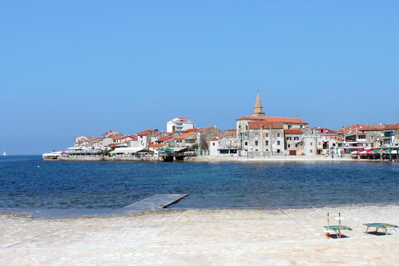 Apartments With A Parking Space Umag - 7666 Екстериор снимка