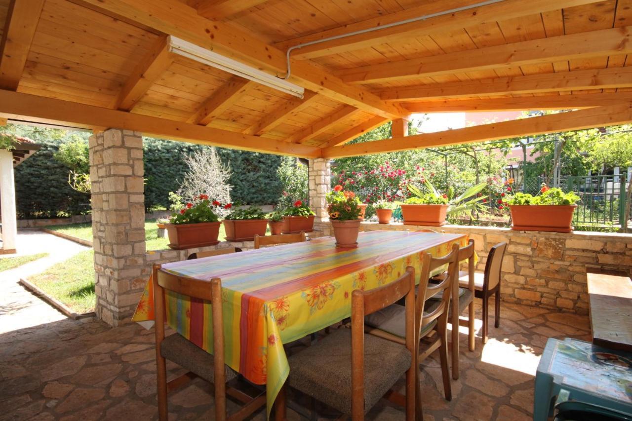Apartments With A Parking Space Umag - 7666 Екстериор снимка